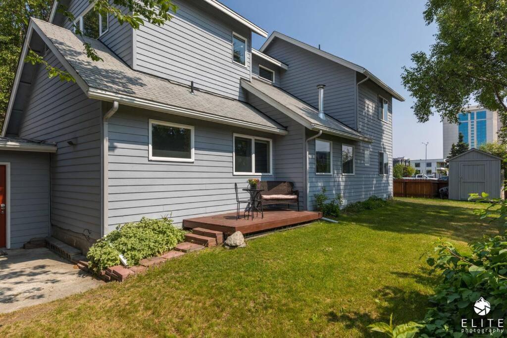 Coastal Place - Best Location In Downtown! Anchorage Bagian luar foto